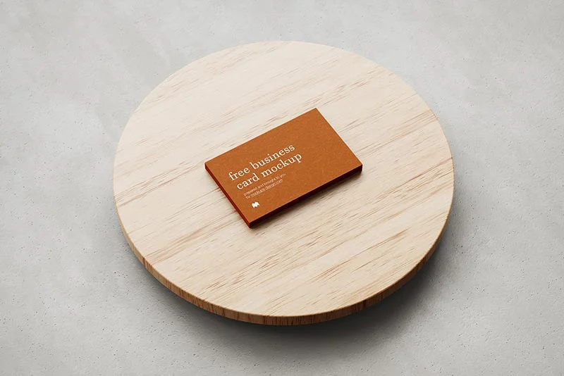 Business-cards-on-wooden-plate-3