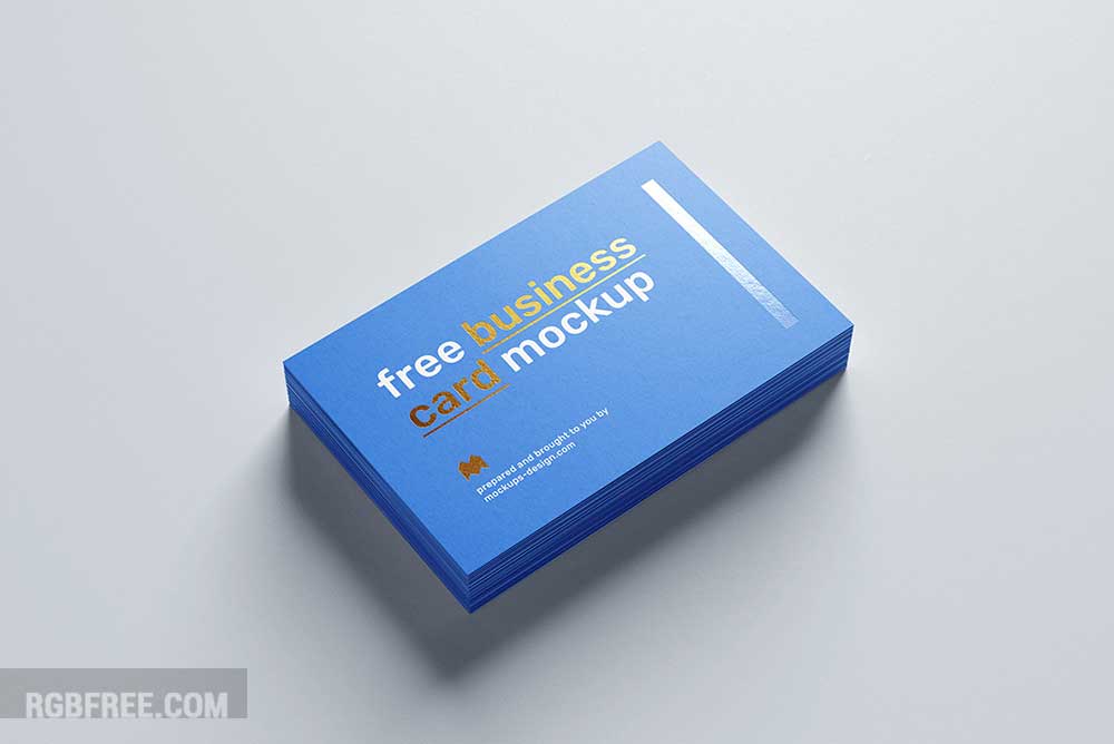 Free-foil-business-card-mockup-4