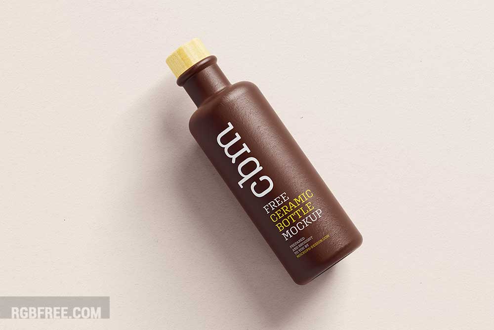 Free-ceramic-bottle-mockup-3