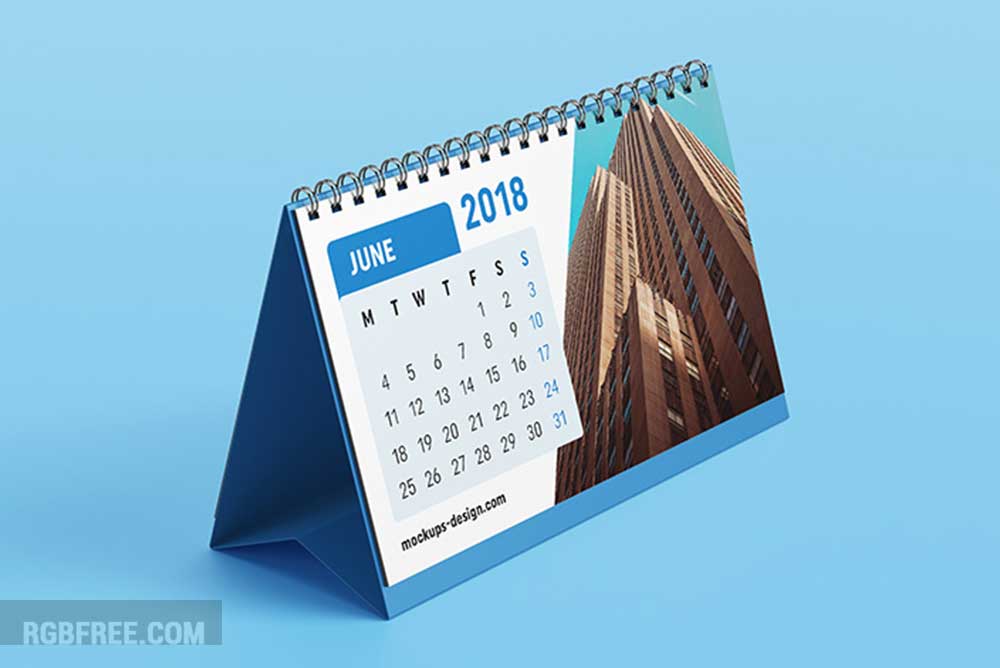 Free-desk-calendar-mockup-1