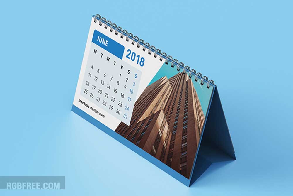 Free-desk-calendar-mockup-2