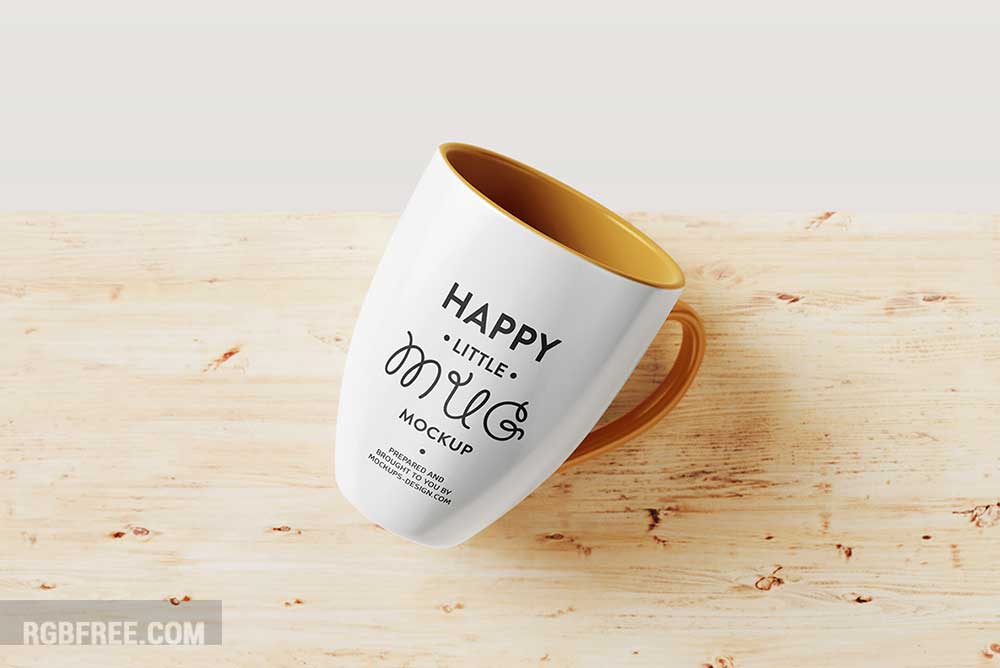 Free mug mockup